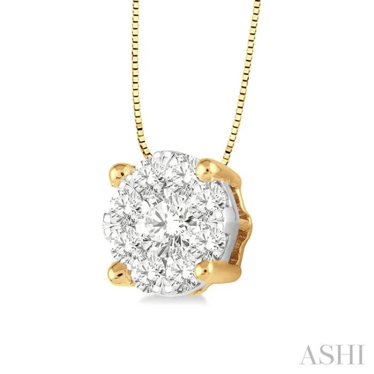 1/4 Ctw Lovebright Round Cut Diamond Pendant in 14K Yellow and White Gold with Chain