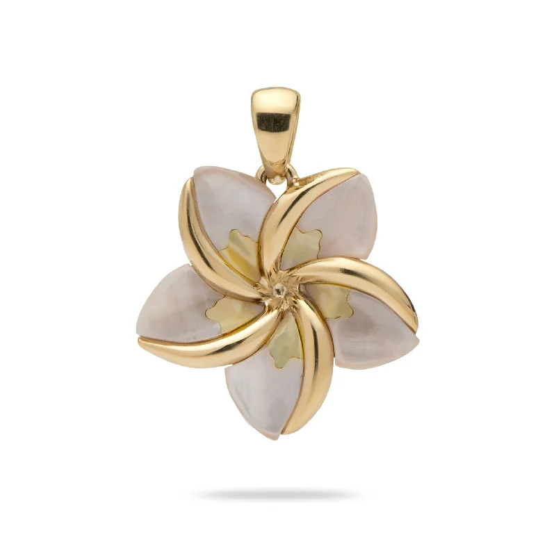 Plumeria Mother of Pearl Pendant in Gold - 18mm