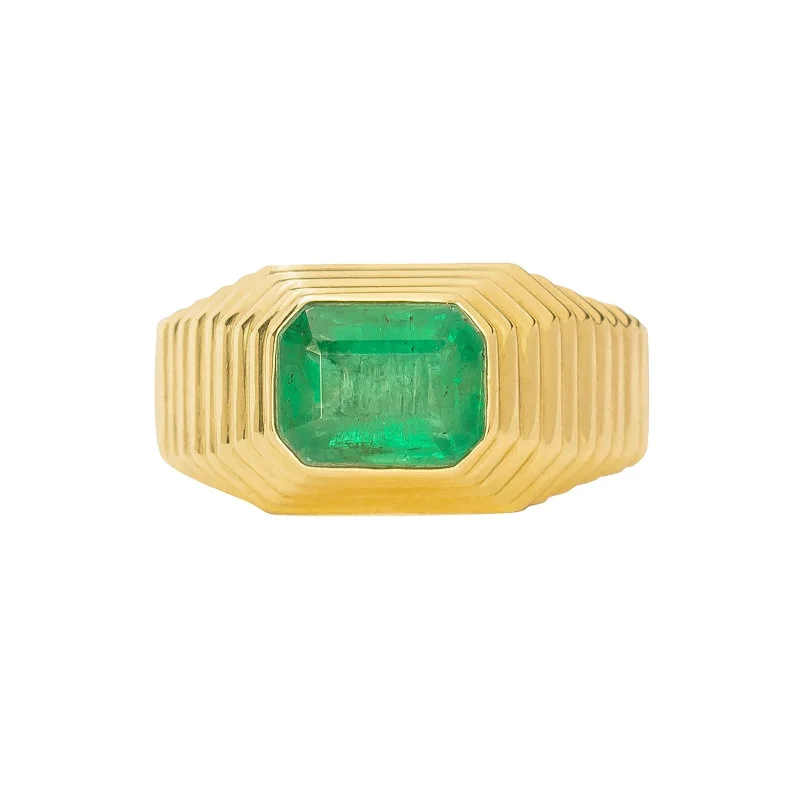 Pyramid Large Ring - Emerald